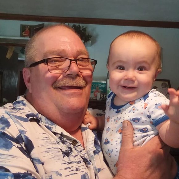 Meet your Posher, Lisa - Picture 3 of 3